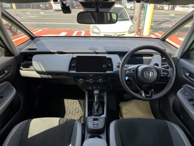 フィット(ホンダ)中古車 内外装写真