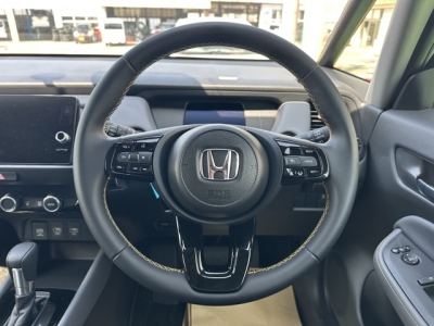 フィット(ホンダ)中古車 内外装写真他