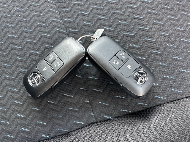 ルーミー(トヨタ)中古車 13