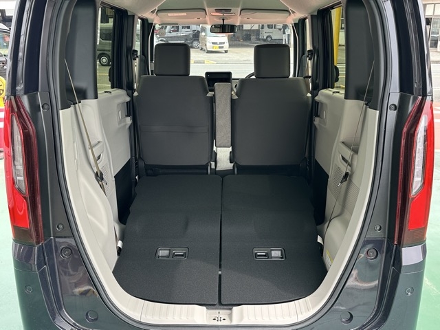 N-BOX(ホンダ)届出済未使用車 10