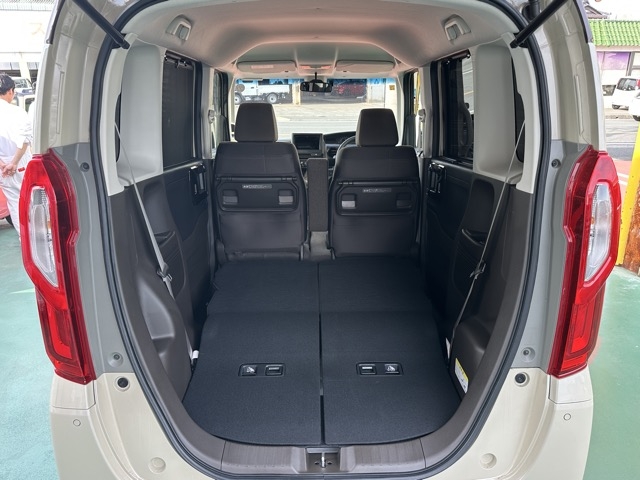 N-BOX(ホンダ)中古車 10