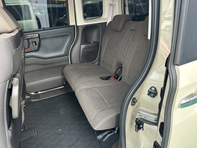 N-BOX(ホンダ)中古車 4