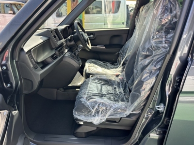 N-ONE(ホンダ)届出済未使用車 前席内装