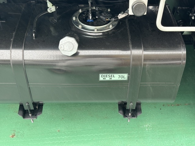 キャンター(三菱)登録済未使用車 11