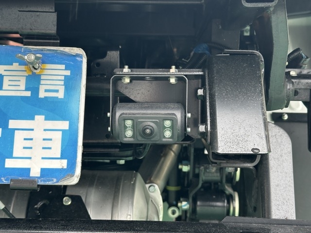キャンター(三菱)登録済未使用車 15