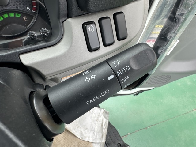 キャンター(三菱)登録済未使用車 18