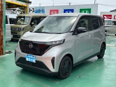 サクラ(ニッサン)中古車 前方