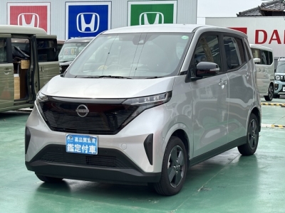 サクラ(ニッサン)中古車 前方