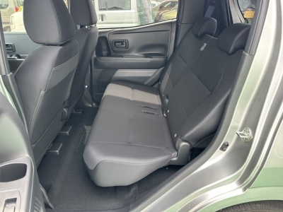 サクラ(ニッサン)中古車 後席内装