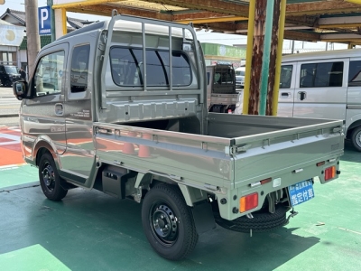 キャリートラック(スズキ)届出済未使用車 後方