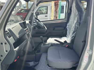キャリートラック(スズキ)届出済未使用車 前席内装