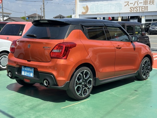 スイフト(スズキ)中古車 10