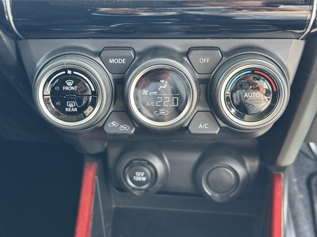 スイフト(スズキ)中古車 15
