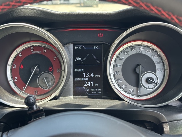 スイフト(スズキ)中古車 18