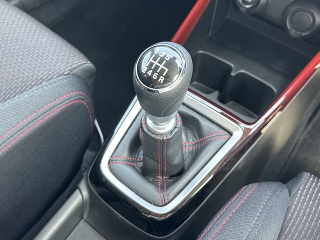 スイフト(スズキ)中古車 22