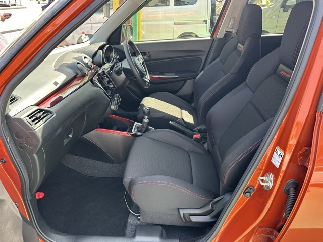 スイフト(スズキ)中古車 3
