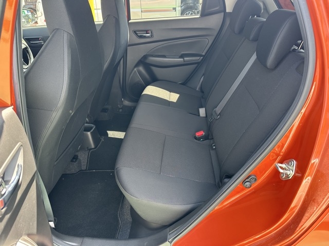 スイフト(スズキ)中古車 4