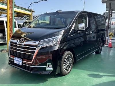 グランエース(トヨタ)中古車 前方