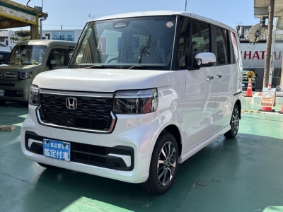 新型N-BOX(ホンダ)届出済未使用車 前方