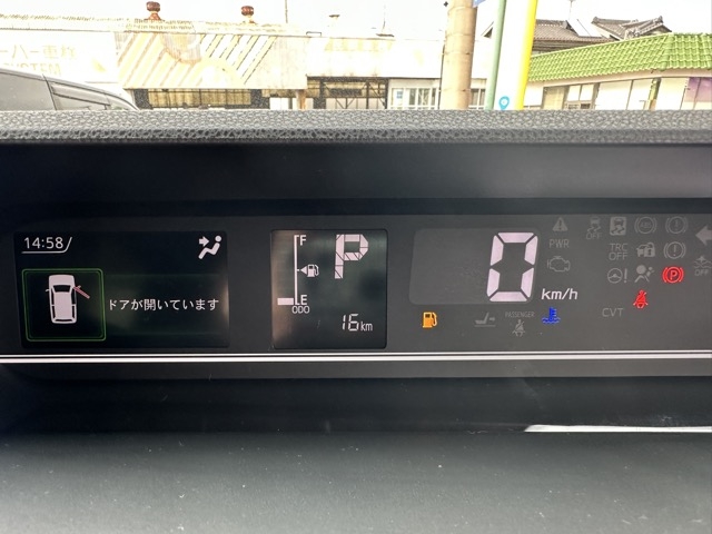 タント(ダイハツ)届出済未使用車 24