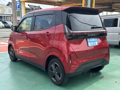 サクラ(ニッサン)中古車 後方