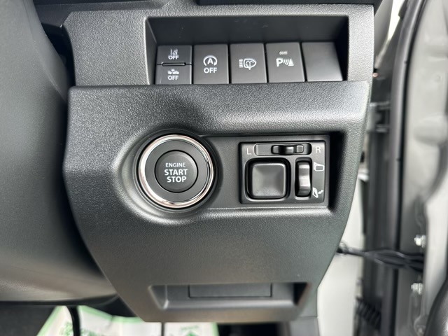 ジムニー(スズキ)届出済未使用車 13