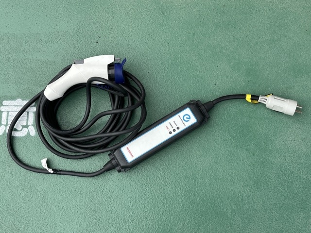 リーフ(ニッサン)中古車 11