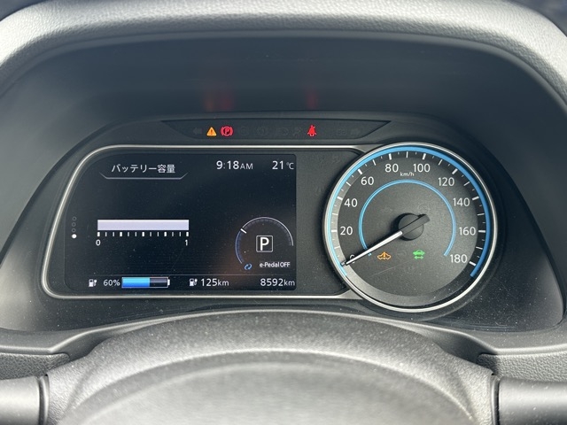 リーフ(ニッサン)中古車 27