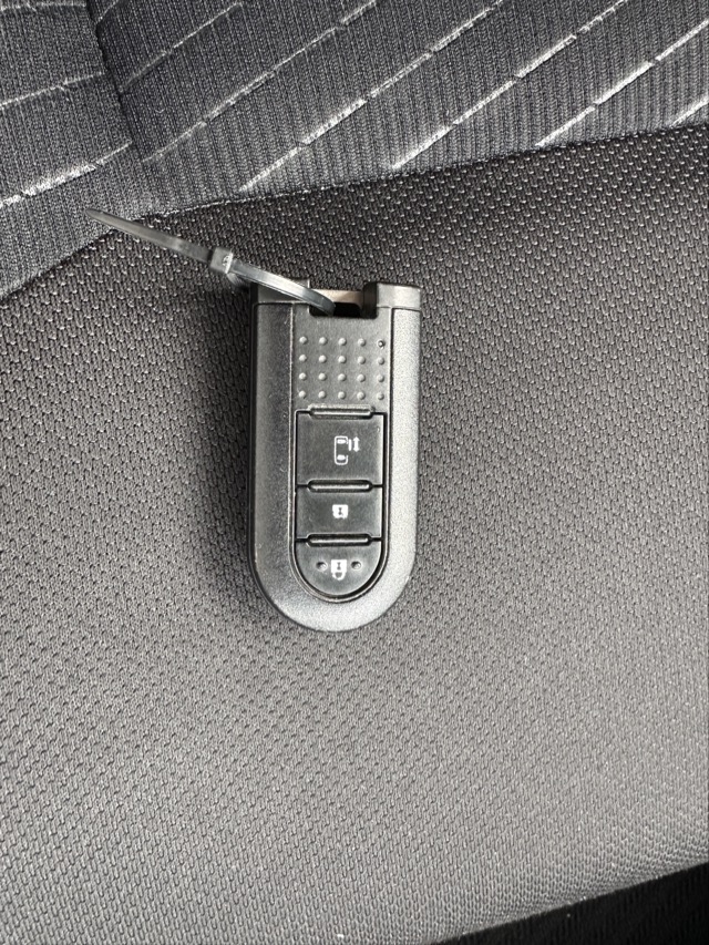 ルーミー(トヨタ)中古車 25