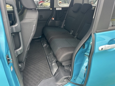 ルーミー(トヨタ)中古車 後席内装