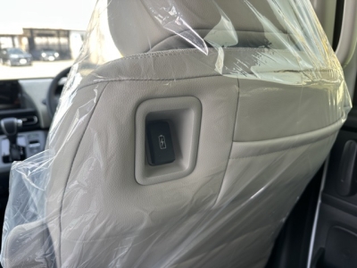 新型フリード(ホンダ)登録済未使用車 内外装写真他１