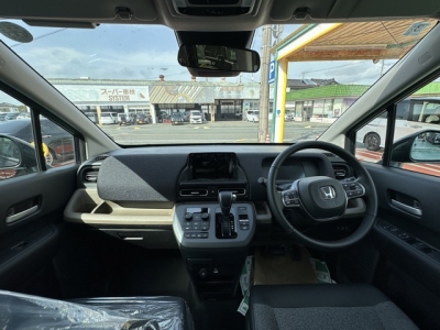 新型フリード(ホンダ)レンタＵＰ 内外装写真