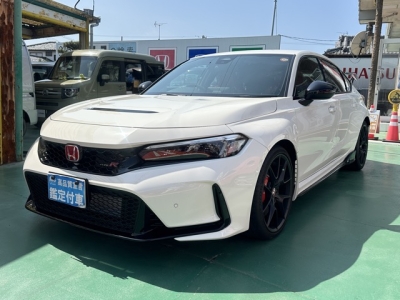 シビック(ホンダ)登録済未使用車 前方