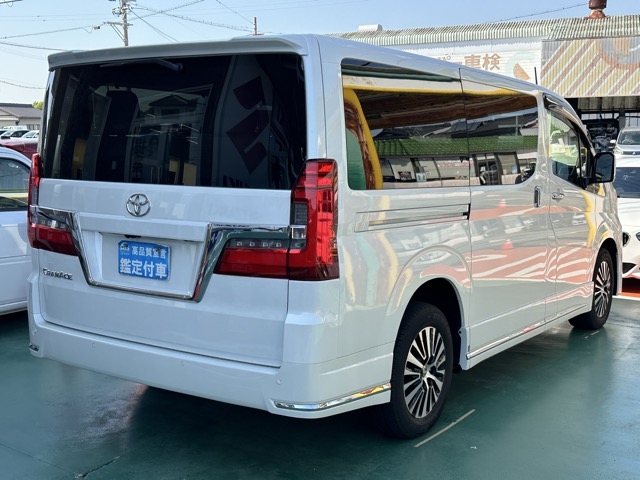 グランエース(トヨタ)中古車 13