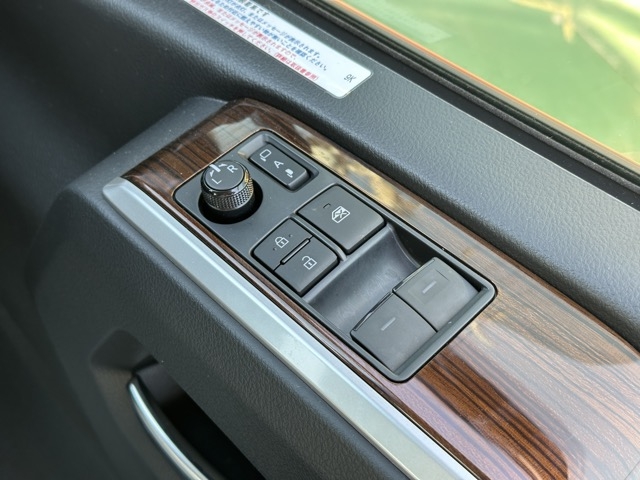 グランエース(トヨタ)中古車 15