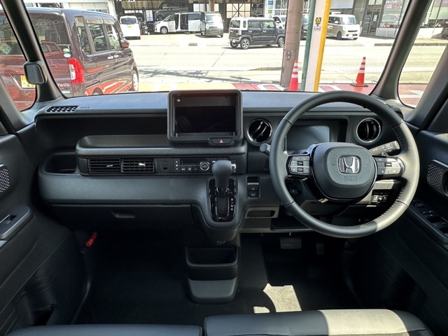N-BOX(ホンダ)届出済未使用車 7