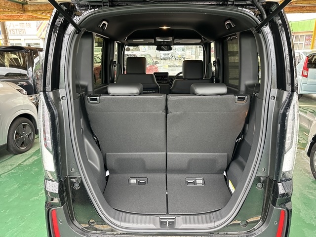 N-BOX(ホンダ)届出済未使用車 10