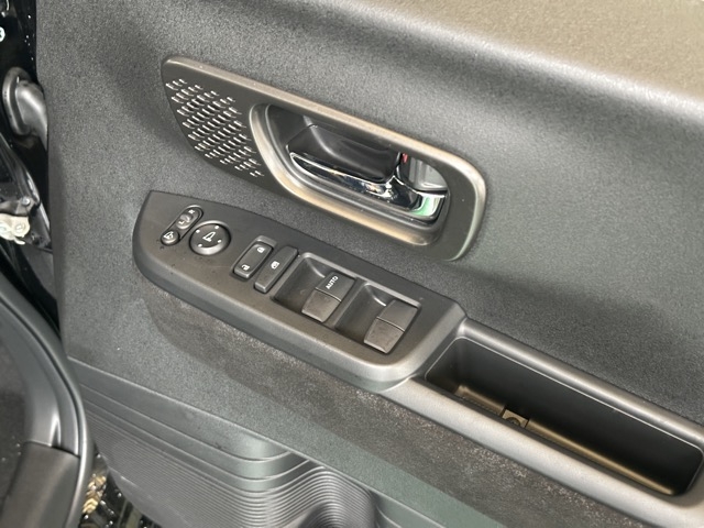 N-BOX(ホンダ)届出済未使用車 14