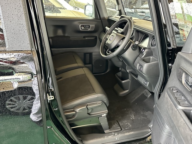 N-BOX(ホンダ)届出済未使用車 15