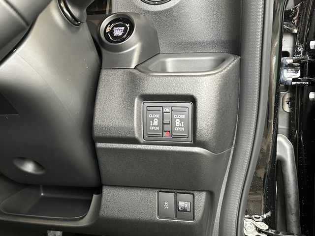 N-BOX(ホンダ)届出済未使用車 16