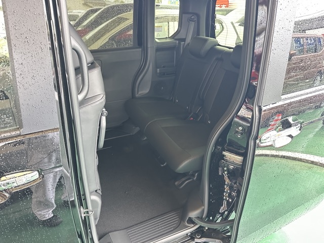N-BOX(ホンダ)届出済未使用車 8