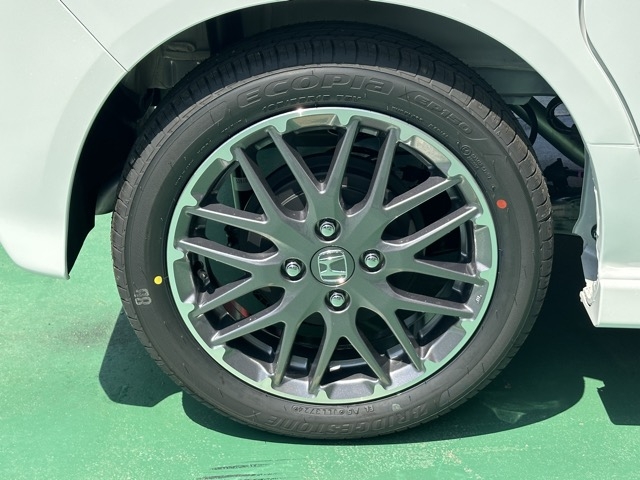 N-BOX(ホンダ)届出済未使用車 13