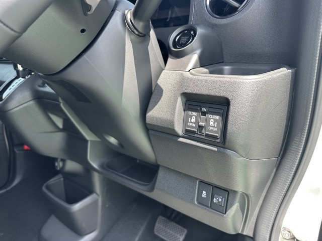 N-BOX(ホンダ)届出済未使用車 15