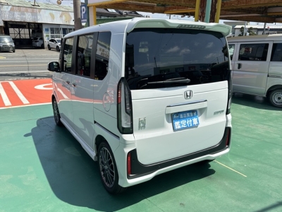 新型N-BOX(ホンダ)届出済未使用車 後方