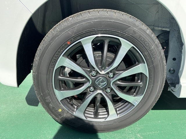N-BOX(ホンダ)届出済未使用車 12