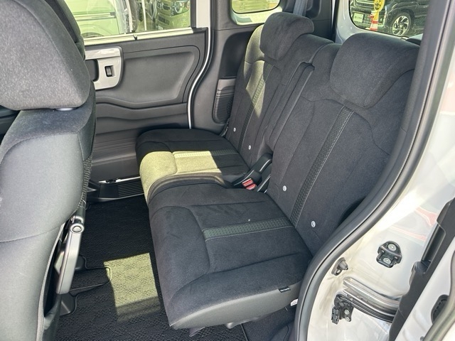 N-BOX(ホンダ)中古車 4