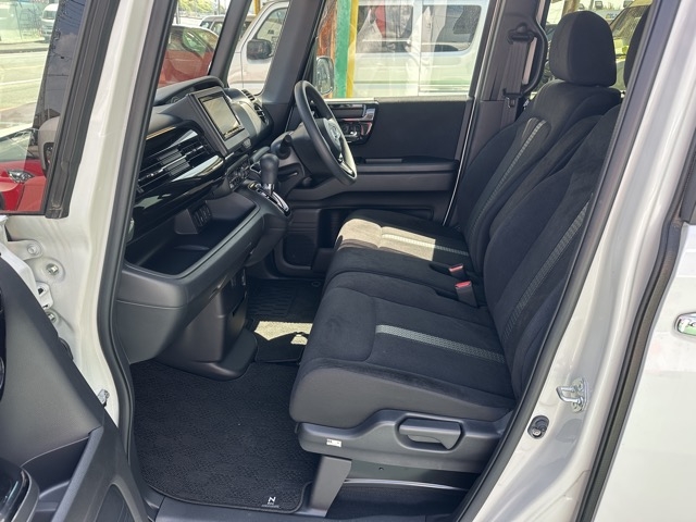 N-BOX(ホンダ)中古車 3