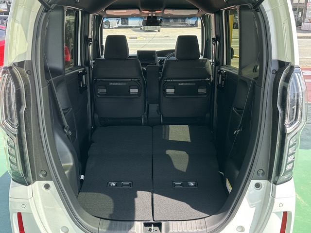 N-BOX(ホンダ)中古車 8