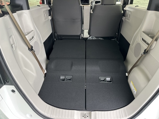 N-BOX(ホンダ)届出済未使用車 10