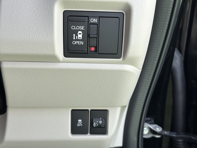 N-BOX(ホンダ)届出済未使用車 13